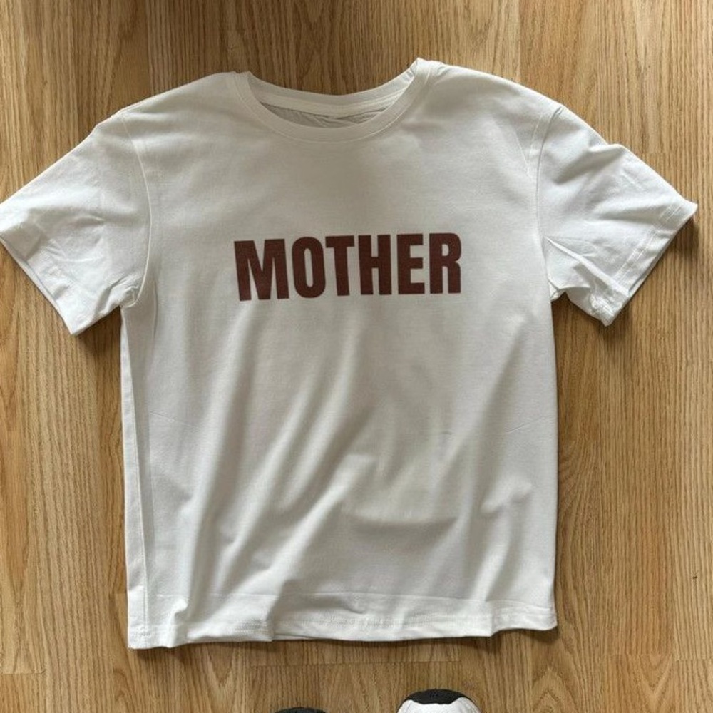 Women's short-sleeved tops